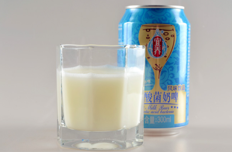 奶啤含酒精吗（奶啤是牛奶还是啤酒）-米圈号