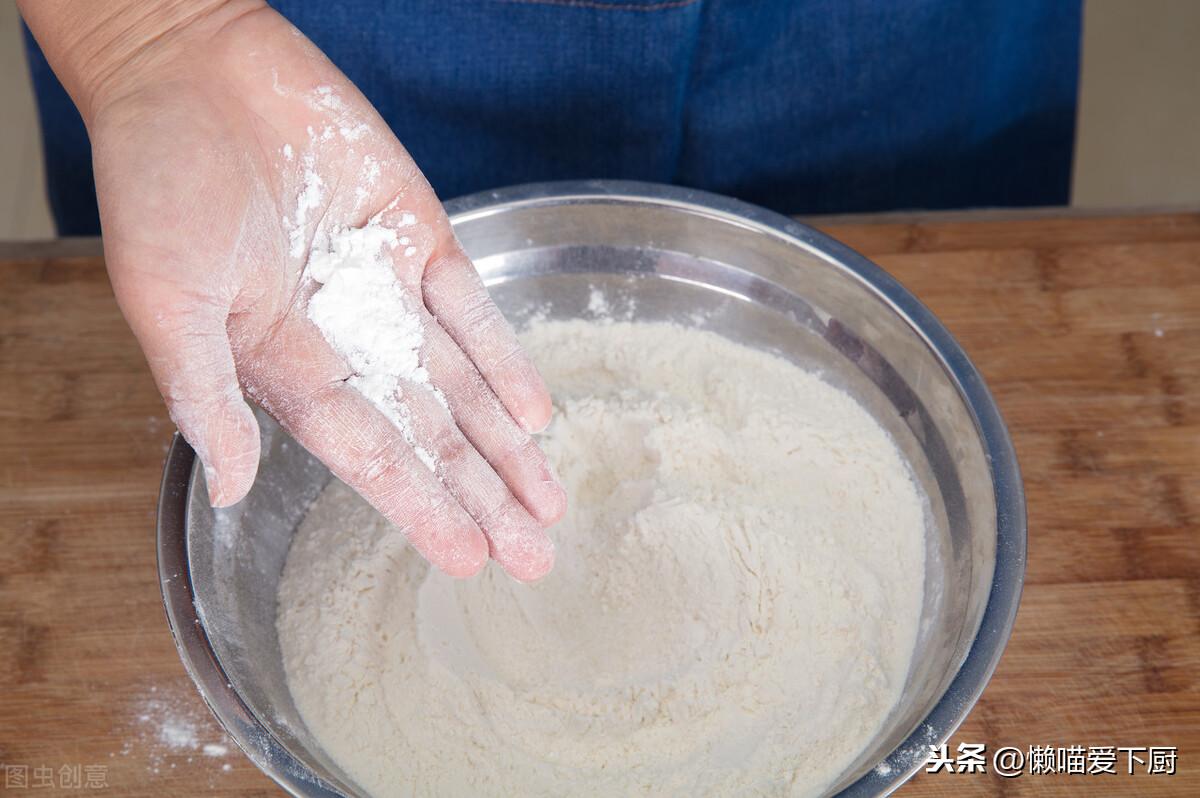 一斤面粉放多少泡打粉合适，带你全面了解泡打粉的用法-米圈号