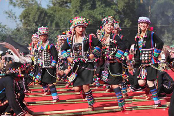 哈尼族的传统节日风俗（哈尼族节日有哪些）-米圈号