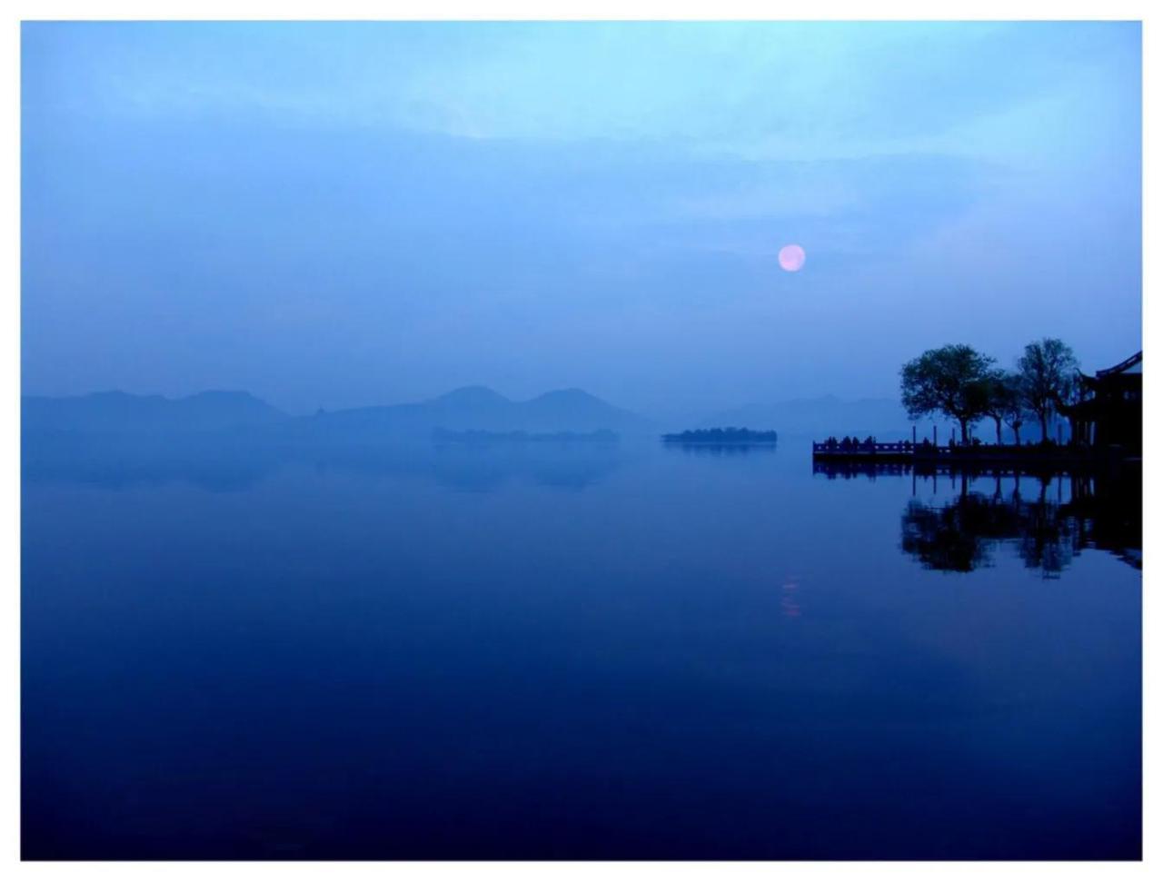 西湖在杭州哪个区，西湖简介和历史-米圈号
