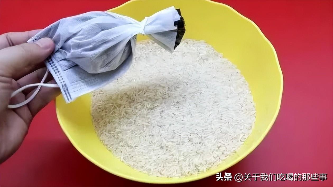 真空大米可以存放多久（如何防止大米发霉长虫的方法）-米圈号